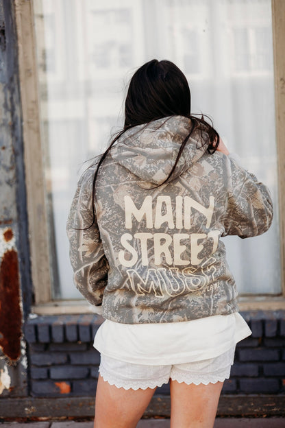 MAIN STREET MUSE || Camo Sweatshirt