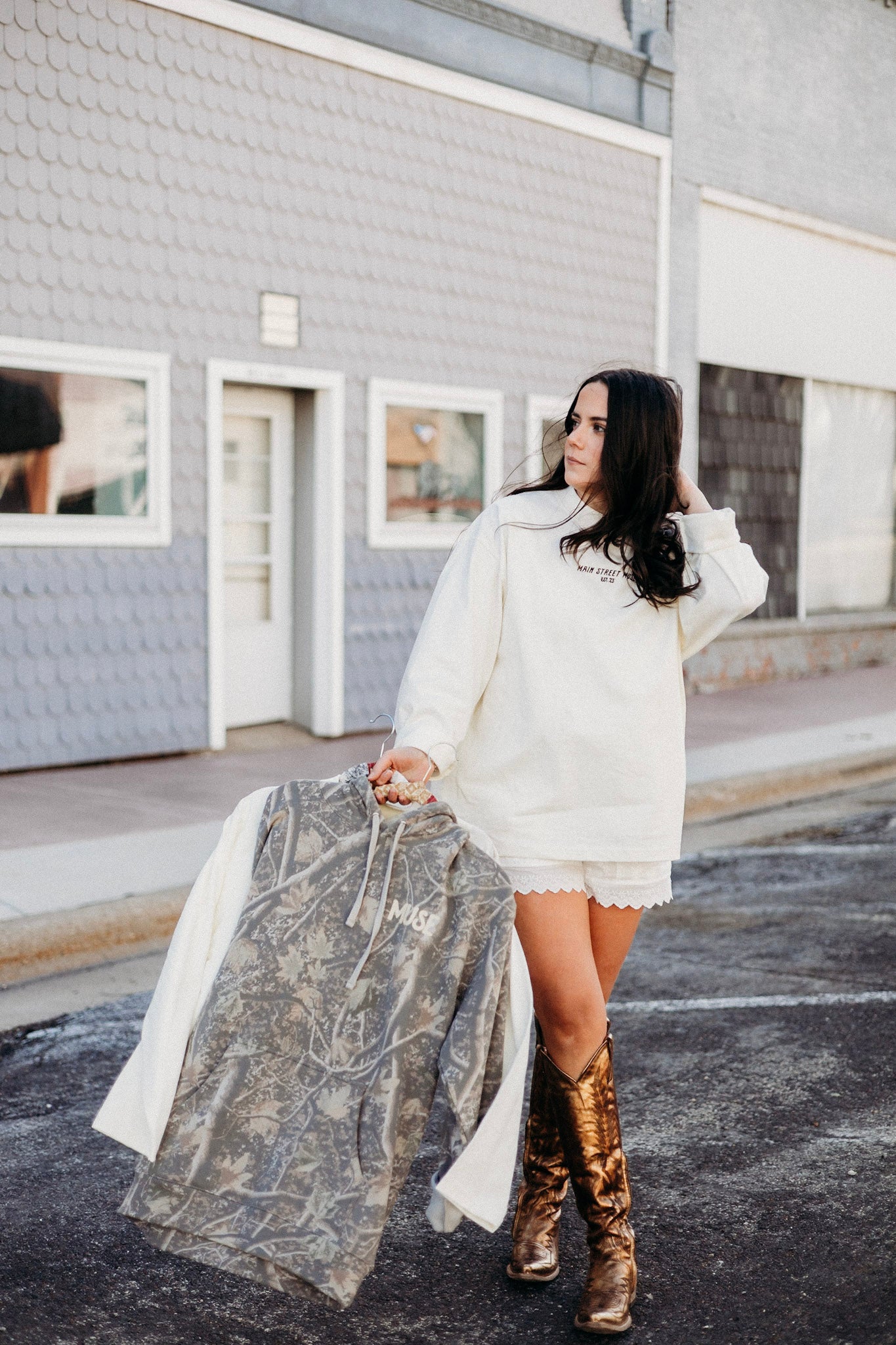 MAIN STREET MUSE || Camo Sweatshirt