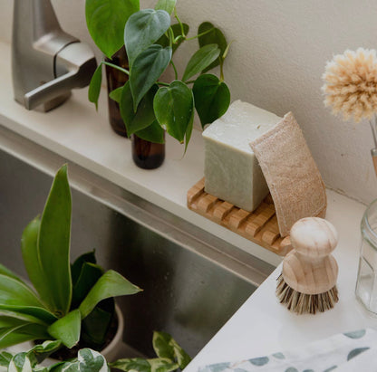 Waterfall Self- Draining Bamboo Soap Dish